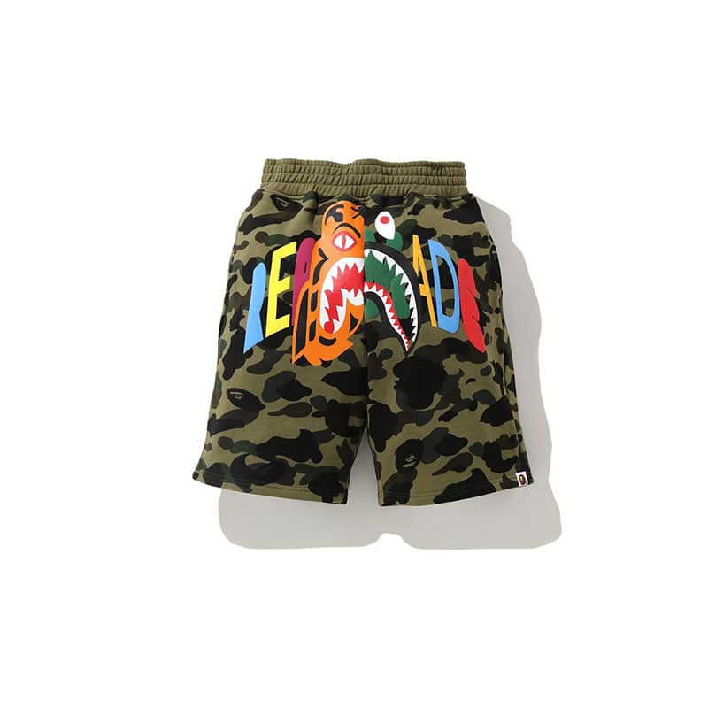 Bape Mutli Shark Wide Sweat Shorts 2021 Green Camo Front
