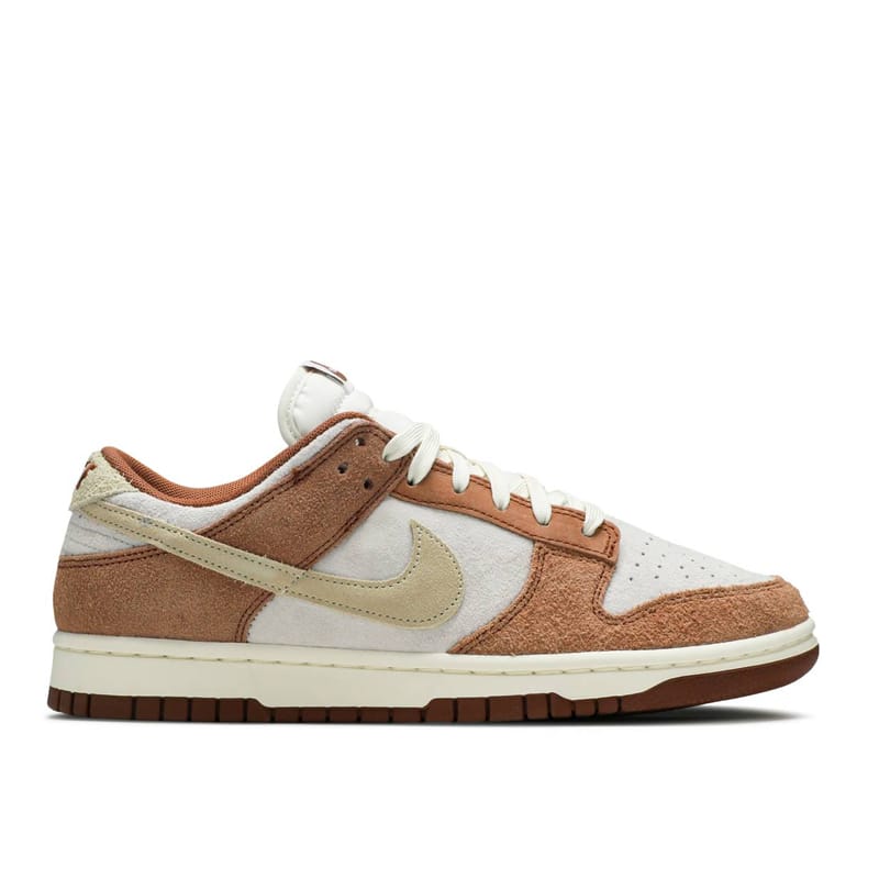 Nike Dunk Low "Medium Curry"