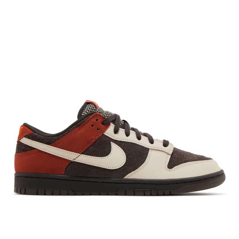 Nike Dunk Low "Red Panda"